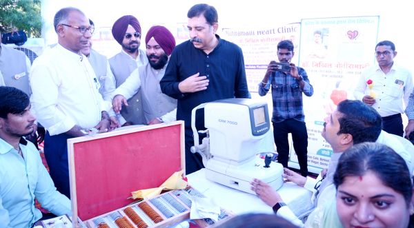 कैट के नि:शुल्क विशाल स्वास्थ्य शिविर  का 500 से ज्यादा व्यापारियों ने लिया लाभ 