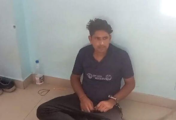 चलती ट्रेन में 12 घंटे तक रेल सफाईकर्मी छात्रा से करता रहा छेड़खानी, हुआ गिरफ्तार