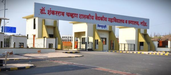 दैनिक ‘छत्तीसगढ़’ का संपादकीय : सरकारी अस्पतालों में  थोक में होती मौतों के पीछे की वजहें समझें