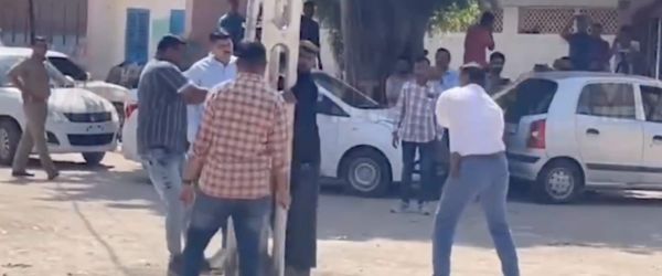 ‘छत्तीसगढ़’ का संपादकीय : हिन्दुस्तान में पुलिस मजबूरी है,  कोई भरोसेमंद अमला नहीं