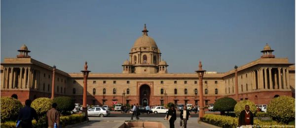 भारत अपने राजनयिकों की संख्या क्यों बढ़ा रहा है