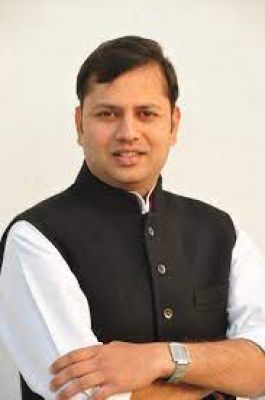राजस्थान के मुख्यमंत्री के बेटे वैभव गहलोत दिल्ली में ईडी के समक्ष पेश हुए