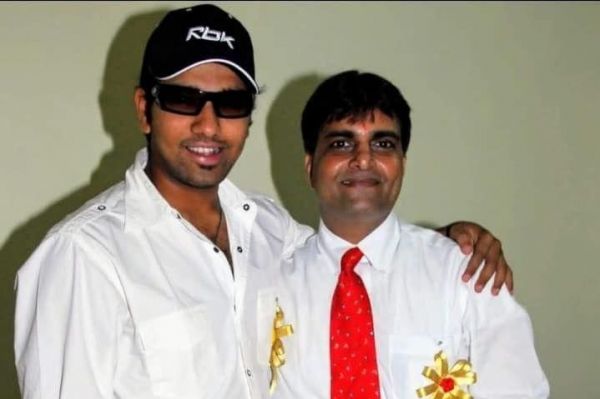 रोहित शर्मा : आर्थिक तंगी और  स्कॉलरशिप से लेकर भारत को वल्र्ड  कप फाइनल तक पहुंचाने का सफर