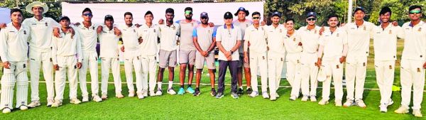 हैदराबाद अंडर-19 ने पांच  विकेट पर बनाए 284 रन 