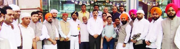 नगर कीर्तन शोभायात्रा का कैट पदाधिकारियों ने किया स्वागत 