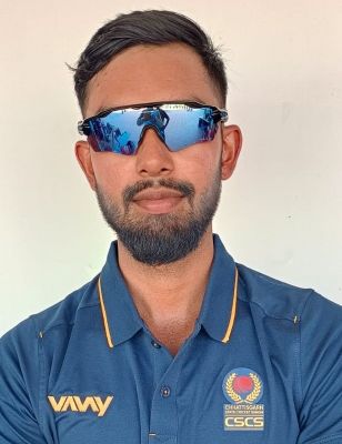 छग के दो खिलाडिय़ों को आईपीएल में चेन्नई ने  अजय व पंजाव ने हरप्रीत सिंह को रिटेन किया