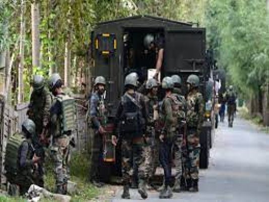 लश्कर ए तैयबा का आतंकवादी जम्मू कश्मीर में मुठभेड़ में ढेर