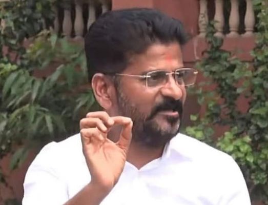 तेलंगाना के शहीदों की आकांक्षाओं को पूरा करने का समय: रेवंत रेड्डी