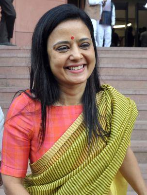 कैश फॉर क्वेरी मामला- महुआ मोइत्रा के खिलाफ आचार समिति आज लोक सभा में पेश करेगी रिपोर्ट