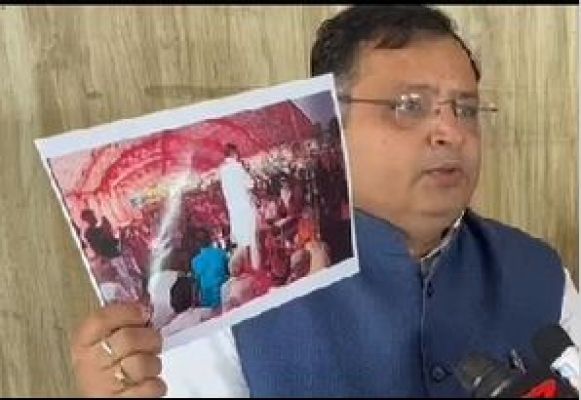 'ईवीएम में गड़बड़ी, कांग्रेस विधायक से इस्तीफा दिलाकर पेश करें नजीर'