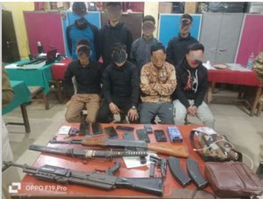 मणिपुर : 8 उग्रवादी हथियारों के साथ गिरफ्तार, छात्र को उनके चंगुल से छुड़ाया गया