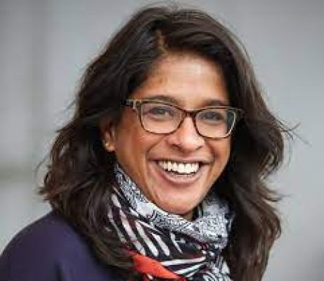 ब्रिटेन के 'नेशनल थिएटर' की कमान संभालने वाली पहली महिला बनीं इंधू रुबासिंहम
