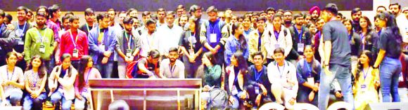 आईआईआईटी ने डेवफेस्ट की मेजबानी की