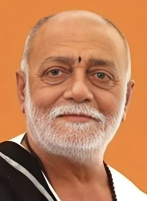 मुझे मुरारी बापू पसंद हैं!