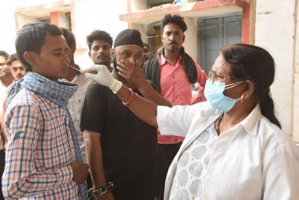 बढ़ रहे कोविड के मामले : स्वास्थ्य मंत्रालय ने राज्यों से 'लगातार निगरानी' बनाए रखने को कहा 