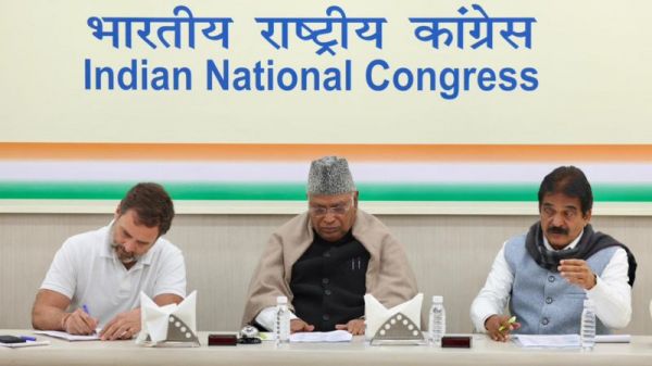 पीएम मोदी के खिलाफ खडग़े को आगे करके ‘इंडिया’ क्या हासिल कर पाएगा?