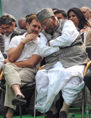 2024 लोकसभा चुनाव की तैयारियों पर चर्चा के लिए आंध्र के नेताओं से मिलेंगे खड़गे व राहुल