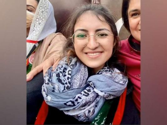 पाकिस्तान के चुनावी मैदान में उतरीं हिंदू उम्मीदवार डॉ सवीरा प्रकाश से मिलिए