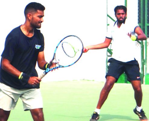 तुषार और शौर्य गोंडवाना कप  टेनिस डबल्स फाइनल में 