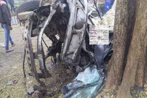 जमशेदपुर में पहली जनवरी की सुबह भीषण सड़क हादसा, छह युवकों की मौत