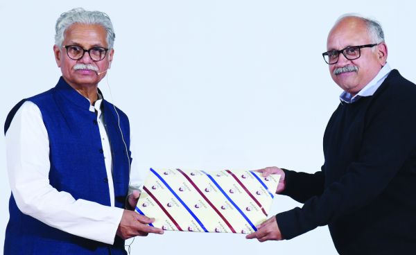 वैश्विक मानवीय प्रयासों में सेवा इंटरनेशनल के योगदान पर आईआईएम रायपुर ज्ञानवर्षा आयोजन