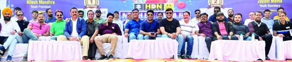 चेम्बर-कैट जिला स्तरीय व्यापारी उद्योग  संघ क्रिकेट स्पर्धा का जोरशोर उद्घाटन
