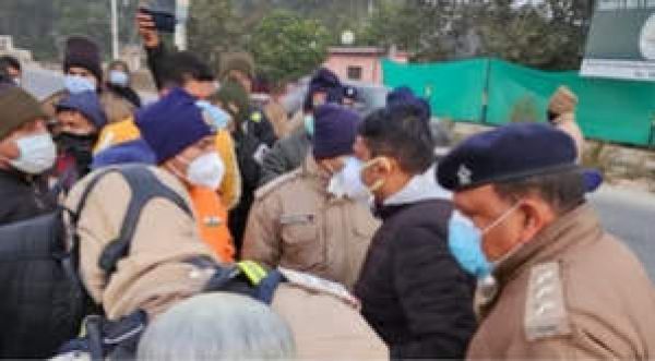 झांजरा क्षेत्र में दो सिलेंडरों से क्लोरीन गैस का रिसाव