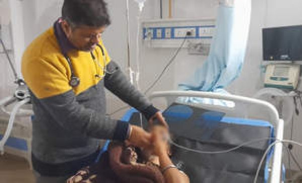 बिहार : होटल के कमरे में पत्नी बता कर ले गया युवक, फिर चिकन लॉलीपॉप खिलाकर मुंह में मार दी गोली