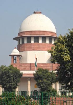 सुप्रीम कोर्ट का महिला आरक्षण विधेयक को तत्काल लागू करने की मांग वाली याचिका पर विचार से इनकार