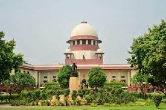 सुप्रीम कोर्ट ने हत्या के प्रयास मामले में प्रमाणिक को दी राहत, दंडात्मक कार्रवाई नहीं करने का आदेश