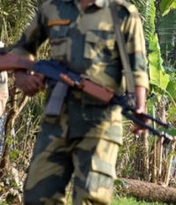 बंगाल में बीएसएफ जवान ने सर्विस राइफल से की आत्महत्या