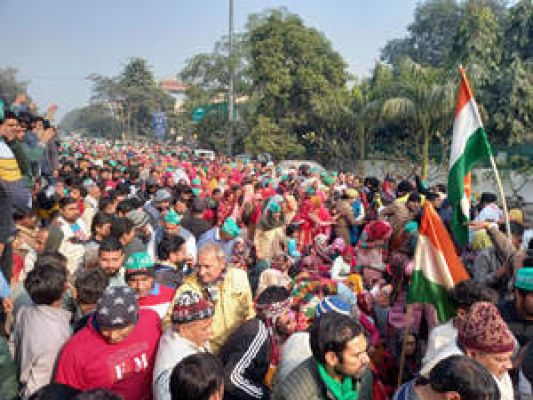 आज प्राधिकरण की तालाबंदी करेंगे किसान
