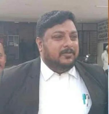 अदालत में आरएसएस पदाधिकारी की ओर से बहस करने वाले कांग्रेस के वकील पार्टी से निष्कासित