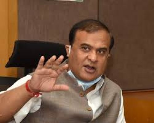 अवरोधक तोड़ने के लिए भीड़ को उकसाने को लेकर राहुल गांधी के खिलाफ मामला दर्ज करने का निर्देश : हिमंत