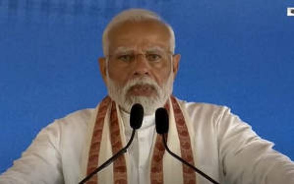 कर्पूरी ठाकुर जैसे कुछ नेताओं को छोड़कर सामाजिक न्याय की बात बस एक राजनीतिक नारा बन गई थी: पीएम मोदी