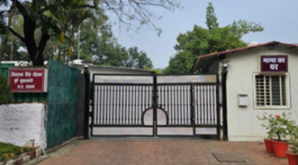 'मामा के घर' पर नेता प्रतिपक्ष की नजर