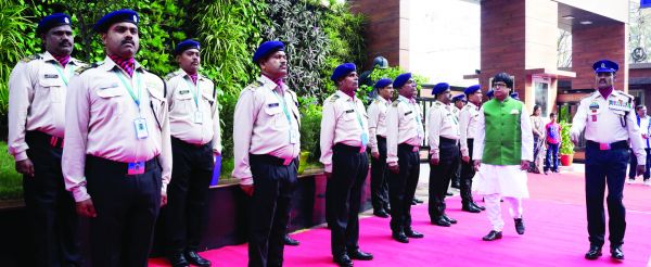 एनएमडीसी ने खनिज भवन  में मनाया 75वां गणतंत्र दिवस