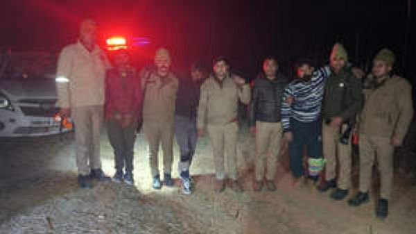 बिजनौर में पुलिस व बदमाशों बीच मुठभेड़, तीन गिरफ्तार