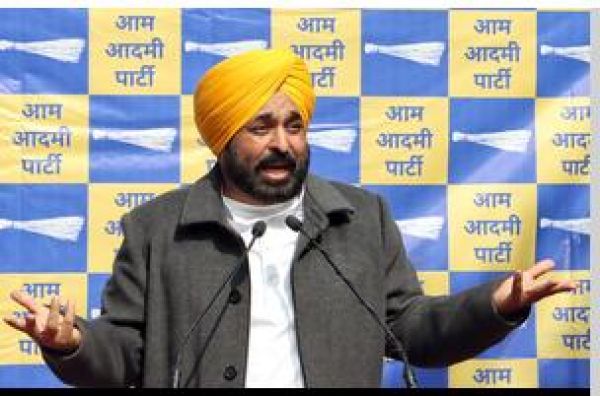 पंजाब के मुख्यमंत्री ने राज्य की अर्थव्यवस्था के कायाकल्प के लिए एनआरआई से मांगा सहयोग