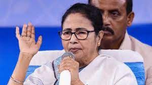 भाजपा ने संदेशखालि मुद्दे पर ममता के बयान की मांग करते हुए सदन से 'वॉक आउट' किया