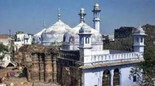 उप्र : व्यास जी के तहखाना में पूजा की अनुमति के खिलाफ अपील पर फैसला सुरक्षित