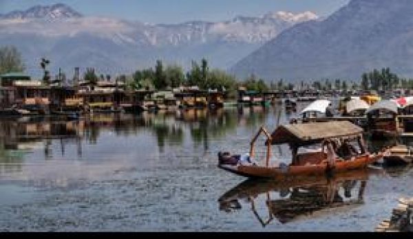 जम्मू-कश्मीर में कुछ दिनों तक तापमान में गिरावट की संभावना