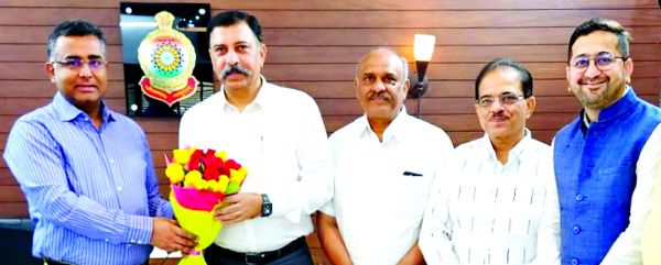 रायपुर पुलिस महानिरीक्षक को चेम्बर ने दी बधाई