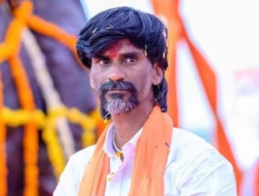 मराठों ने जालना, सोलापुर व महाराष्ट्र के अन्य हिस्सों में सड़क पर लगाया जाम