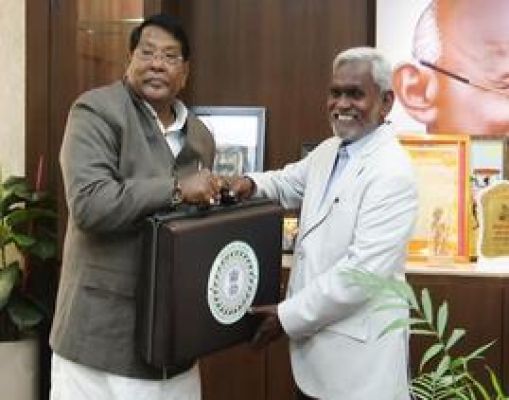 झारखंड की चंपई सोरेन सरकार ने पेश किया बजट, 2030 तक 10 लाख करोड़ की अर्थव्यवस्था का लक्ष्य