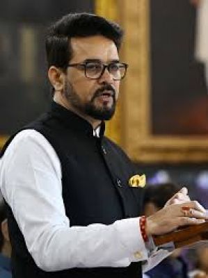जिसे ‘चाय बेचने वाला’ कहा गया उस मोदी ने देश को विकास के रास्ते पर पहुंचाया : अनुराग ठाकुर
