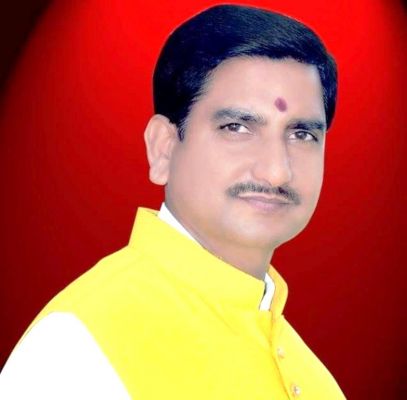 भाजपा से लगातार तीसरी बार साहू, पंच से राजनीति शुरू करने वाले तोखन को सांसद की टिकट