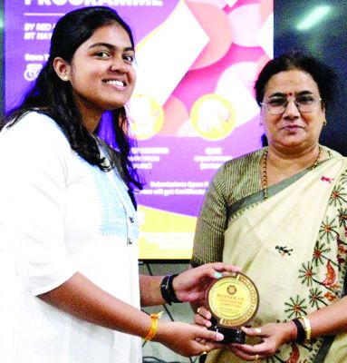 ट्रिपल आईटी ने एचआईवी रोकथाम और एड्स पर जागरूकता के लिए बनाया रेड रिबन क्लब