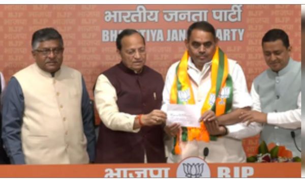वाराणसी से पूर्व सांसद और कांग्रेस नेता राजेश मिश्रा भाजपा में शामिल