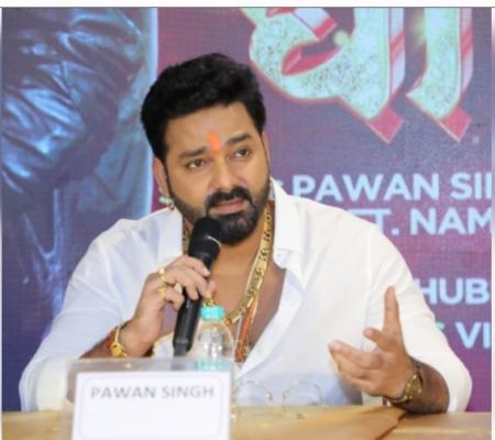 भोजपुरी पावर स्टार पवन सिंह ने सोशल मीडिया पर लिखा- लडूंगा चुनाव
